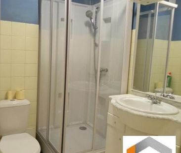 Location Appartement 2 pièces 56m² MILLAU 12100 - Photo 5