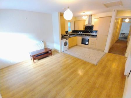 2 bedroom apartment to rent - Photo 4