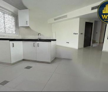 Single Row | Fully Extended | Park View - Photo 2