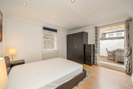 Wickham Court, South Kensington, SW7, London - Photo 2