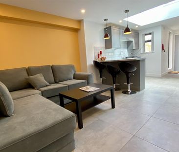 To Let - Photo 1