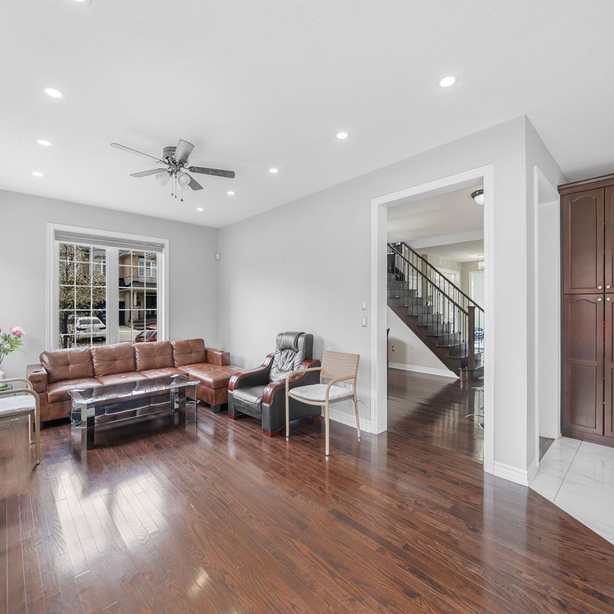 For Lease - 9 Berryfield Way, Brampton, Ontario - Photo 1