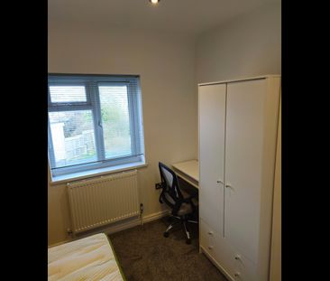 Room in a Shared House, Sheriff Avenue, CV4 - Photo 2