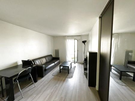 Beau Studio Meublé de 30m² - JOINVILLE LE PONT - Photo 2