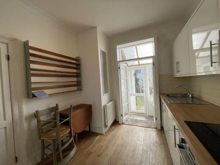 Studio to rent - Photo 5