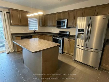 For Lease - 102 Harbourside Drive, Whitby, Ontario - Photo 2