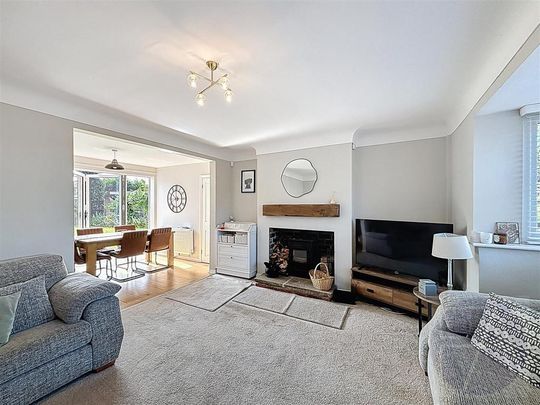 3 bedroom semi-detached house to rent - Photo 1