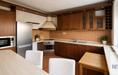 Veľký zariadený 2-izbový byt s vlastnou predzáhradkou (62 + 33 m²) - Photo 2