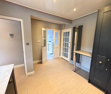 Dunard Road, Shirley - Photo 6