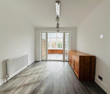 4 bedroom semi-detached house to rent - Photo 1