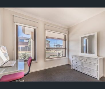 15 Augusta Way, Strathtulloh, Vic 3338 - Photo 3