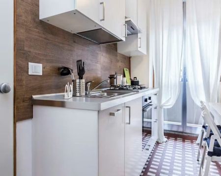 Via Giuseppe Frua, Milan, Lombardy 20146 - Photo 2