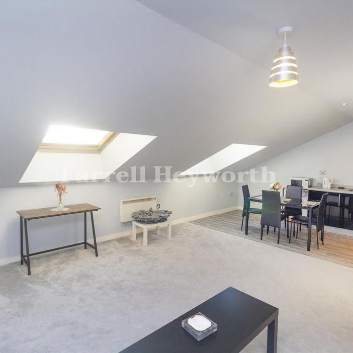 2 bedroom flat to rent - Photo 1