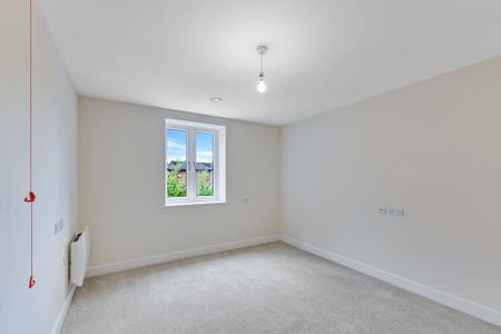 2 bedroom retirement property to rent - Photo 5