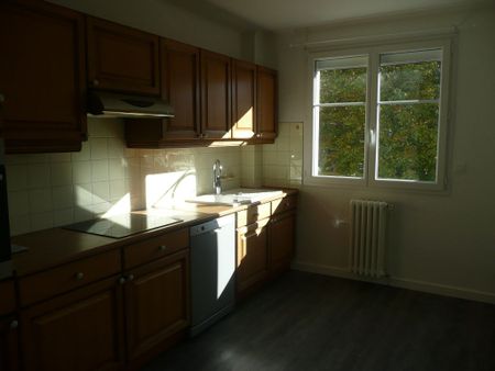 Location Appartement 3 pièces 65m² - Photo 3