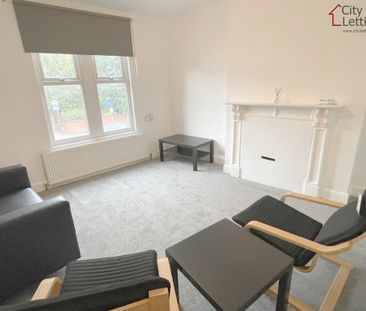 2 Bedroom Flat - Photo 5