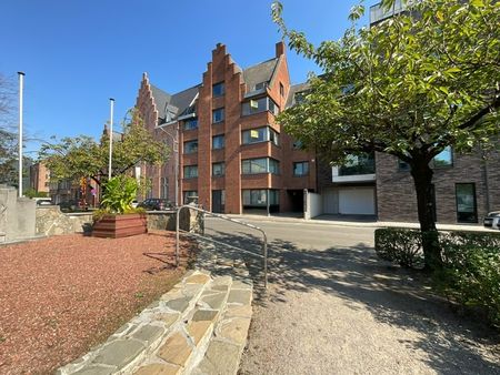 Appartement in het centrum van Beveren met twee slaapkamers en terras - Foto 3