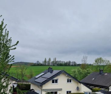 Sanierte 3-Zimmer-Wohnung in Ortsrandlage *Balkon *Carport - Foto 1