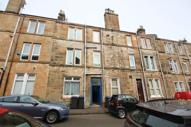 Thistle Street, Glasgow, G66 - Photo 1