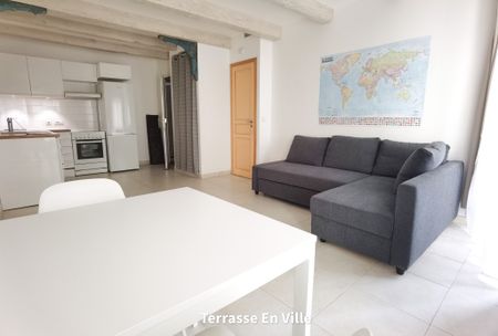 Réformés - T2 meublé - 35 m2 - 780 € cc - Photo 2