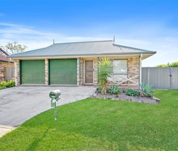 LOVELY BIG FAMILY HOME IN CONVENIENT LOCATION - Photo 2