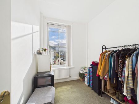 2 bedroom property to rent - Photo 3