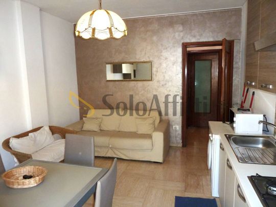 Trilocale via Martiri della Libertà 12, Centro Storico, Sanremo - Photo 1