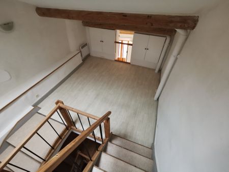 Location Maison 2 pièces 46m² ST GILLES 30800 - Photo 4