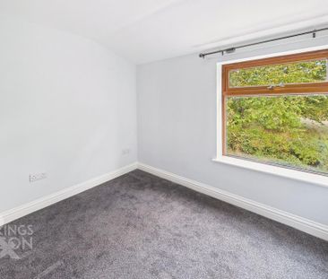 2 bedroom cottage to rent - Photo 3