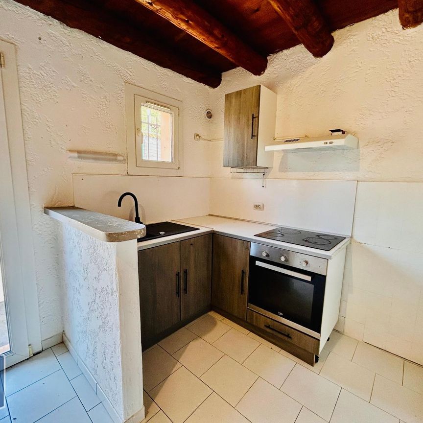 Location Appartement 2 pièces 35m² FOS SUR MER 13270 - Photo 1