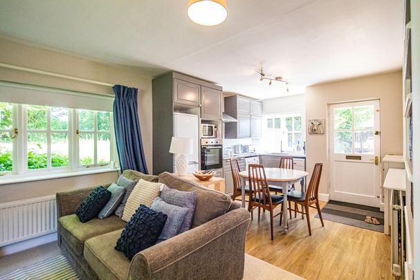 2 bedroom semi-detached house to rent - Photo 1