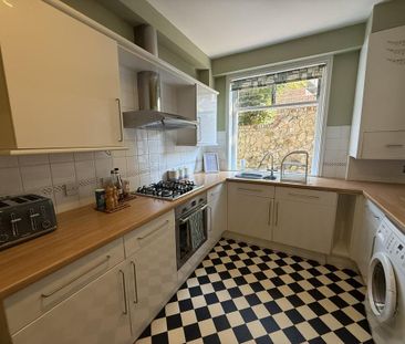 2 bedroom flat to rent - Photo 6