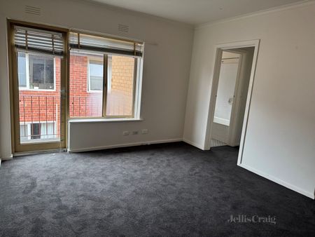 7/41 Rossmoyne Street, Thornbury - Photo 2