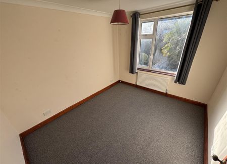 Dulverton Avenue, Coundon, Coventry - Photo 3