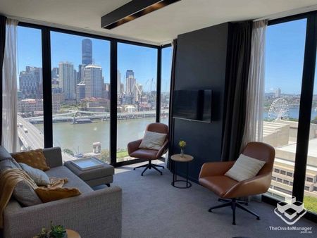 3 bedroom 3 bathroom executive apartment - Photo 2