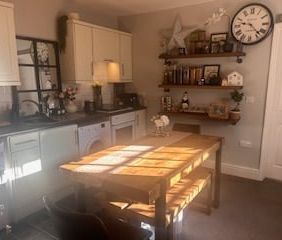 1 Bed Flat, Commercial Road, LS5 - Photo 3