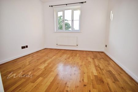 3 bedroom detached house to rent - Photo 4