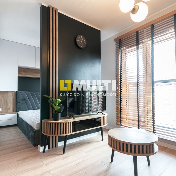 piękna kawalerka w nowym budynku w centrum - Фото 1