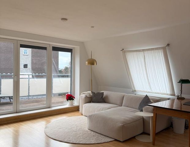 Sehr schöne, helle, Dachgeschosswohnung mit Balkon in Münster - Photo 1