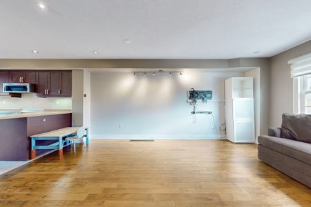 For Lease - 3030 Lakeshore Boulevard Unit# 8, Toronto, Ontario - Photo 4