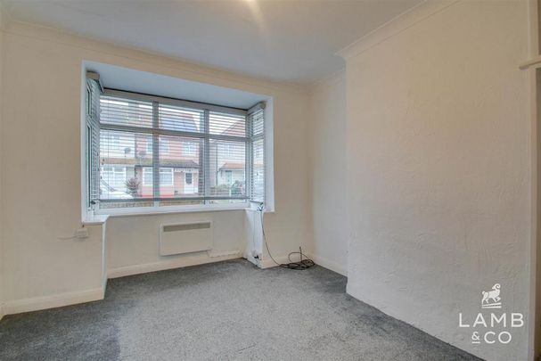 2 bedroom maisonette to rent - Photo 1