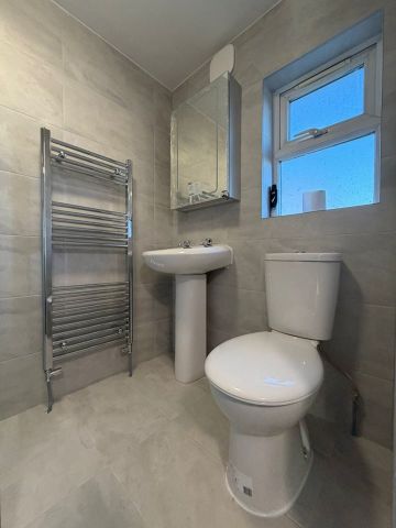 Studio Flat, White Hart Lane, N22 - Photo 5