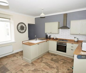 3 bedroom terraced house to rent - Photo 4