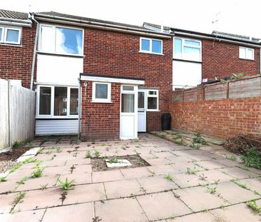 Betsham Road, Swanscombe, Kent, DA10 0EU - Photo 3