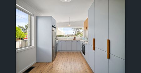 Renovated Family Haven with Valley Views - Photo 2