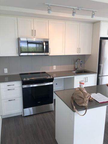 For Lease - 681 Yonge Street Unit# 622, Barrie, Ontario - Photo 2