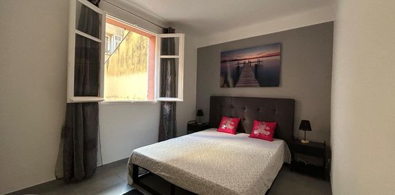 Location Appartement 3 pièces 56m² NICE 06300 - Photo 2