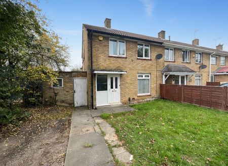 2 bed end of terrace house to rent in Basemoors, Bracknell, Berkshire, RG12 2RG - Photo 4