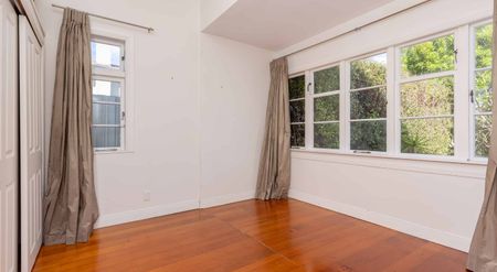 Charming Grey Lynn Home - Photo 3