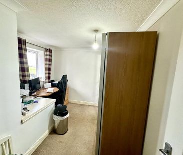 4 bedroom detached house to rent - Photo 6
